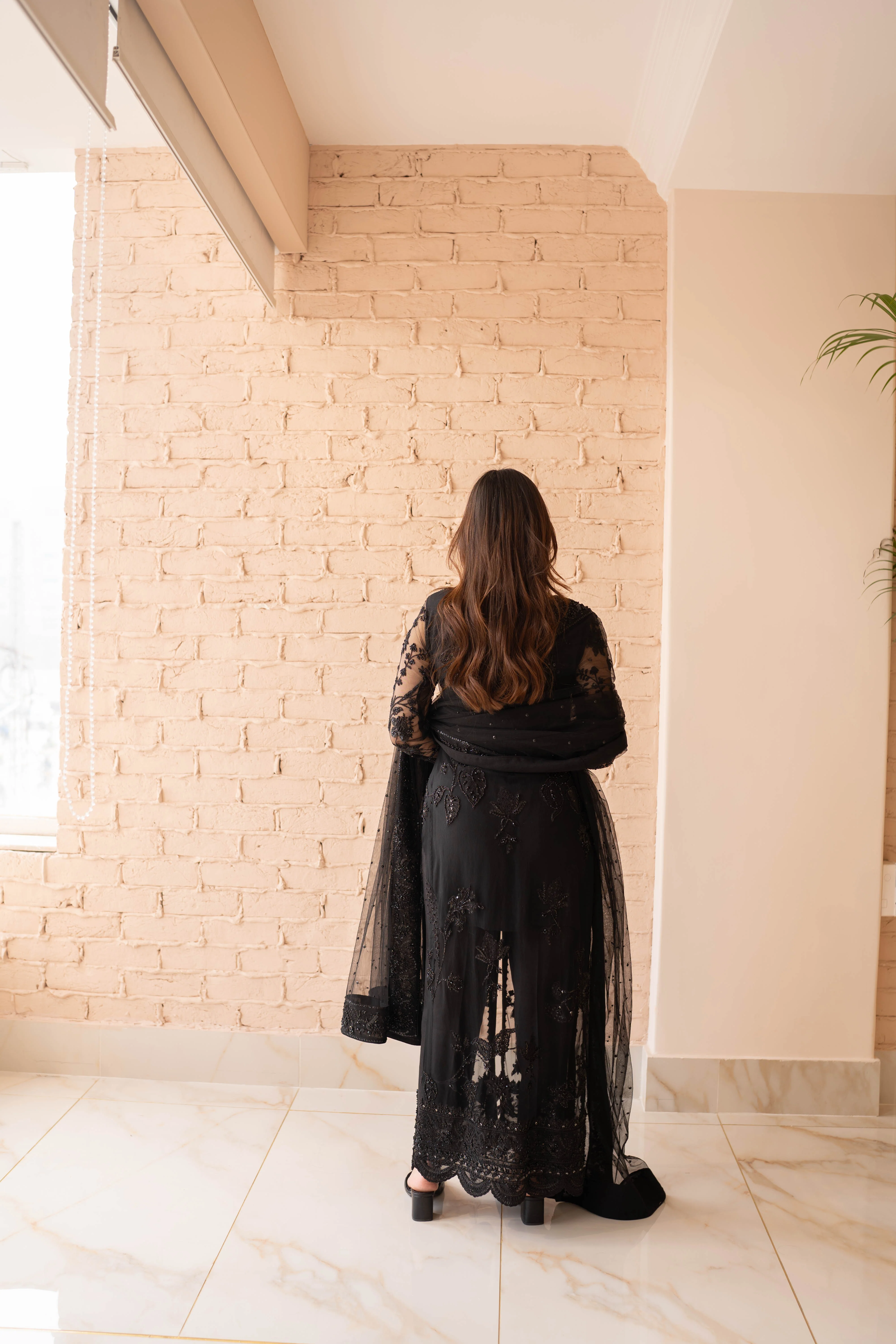 AATISH GOWN (SHBLK 1) - Image 12