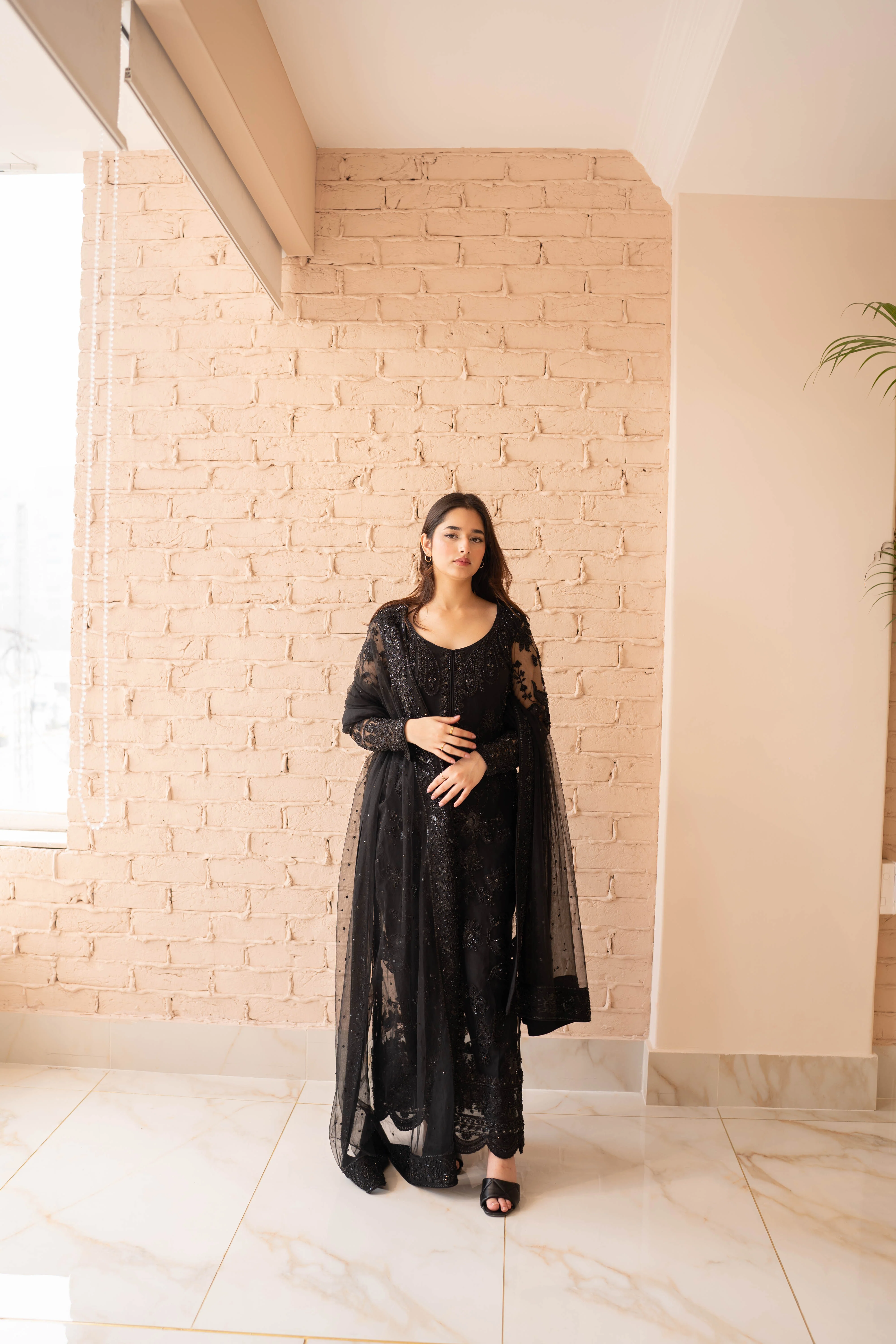 AATISH GOWN (SHBLK 1) - Image 4