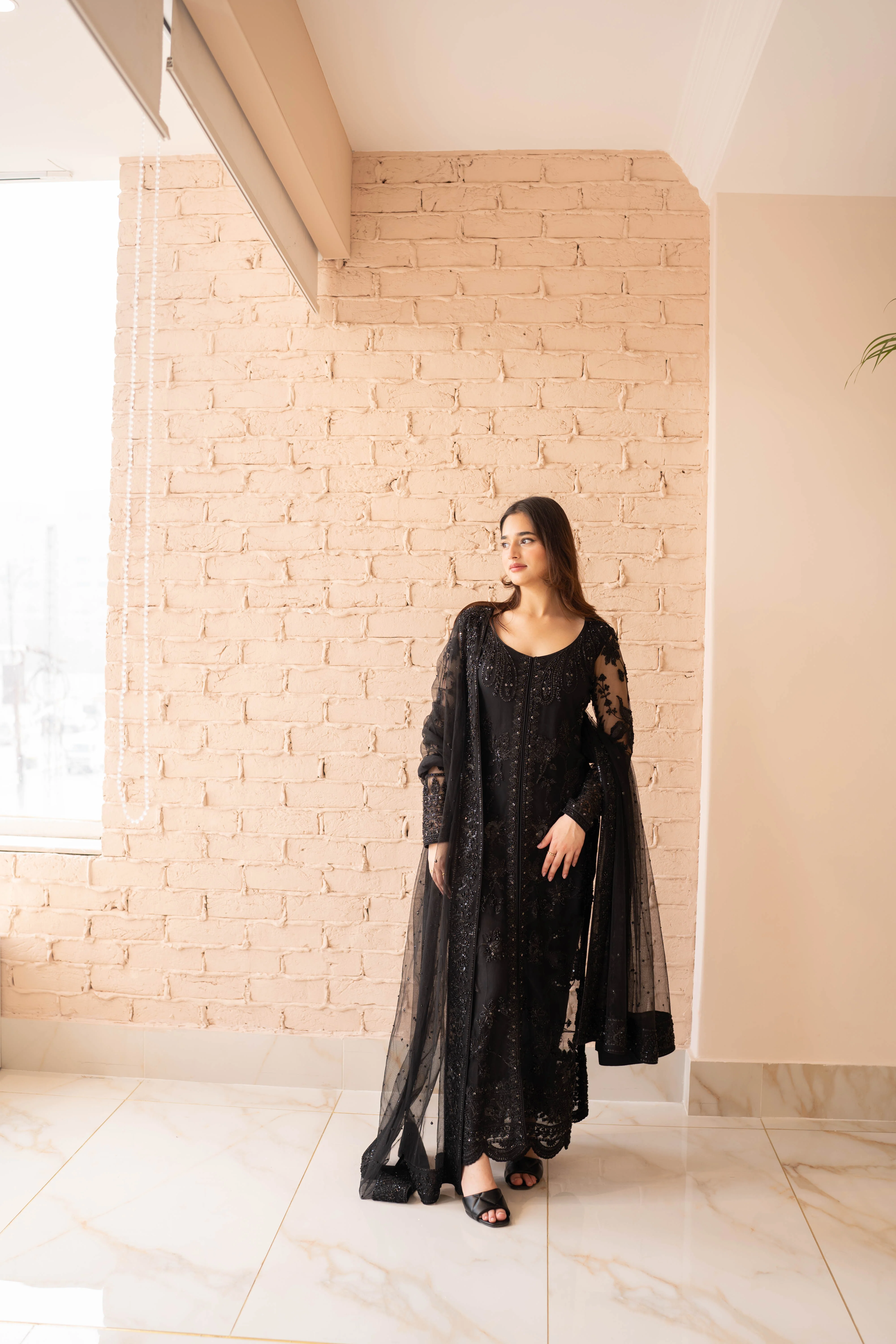 AATISH GOWN (SHBLK 1) - Image 8