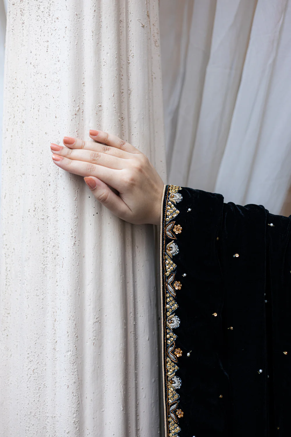 Velvet Shawl - Image 6